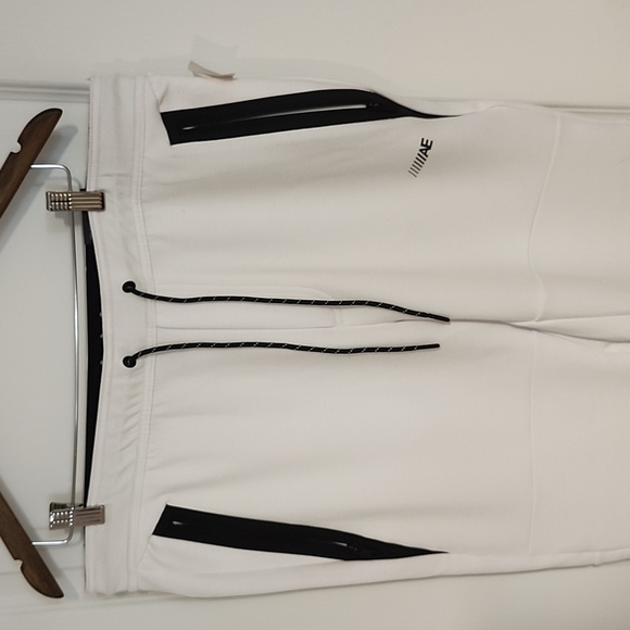 American Eagle joggings - Picture 2 of 6